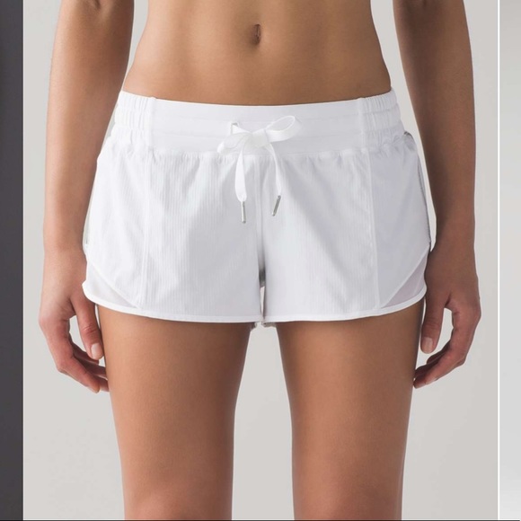 lululemon hotty hot shorts - Picture 4 of 5